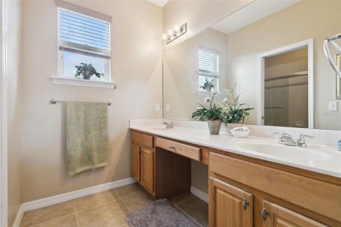 Casa en venta en Davenport, Florida, 6 dormitorios, 331.01 m2 № 2157563 - foto 8