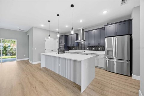 Casa en venta en Winter Haven, Florida, 4 dormitorios, 220.92 m2 № 2093467 - foto 12
