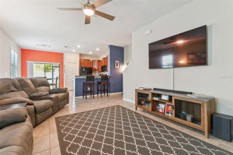 Townhouse in Tampa, Florida 2 bedrooms, 143.81 sq.m. № 1843789 - photo 6