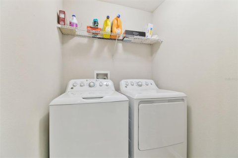 Townhouse in Tampa, Florida 2 bedrooms, 143.81 sq.m. № 1843789 - photo 22