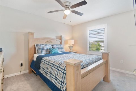 Townhouse in Tampa, Florida 2 bedrooms, 143.81 sq.m. № 1843789 - photo 20