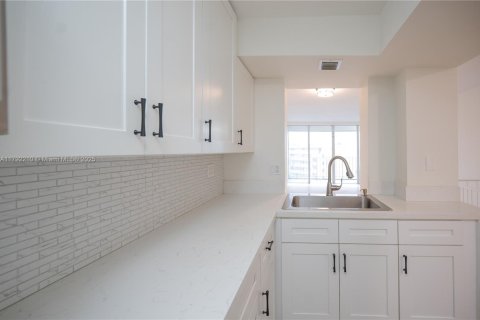 Condominio en venta en Miami, Florida, 2 dormitorios, 103.4 m2 № 1728024 - foto 22