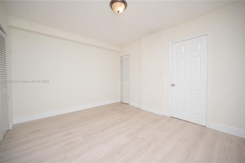 Condominio en venta en Miami, Florida, 2 dormitorios, 103.4 m2 № 1728024 - foto 30