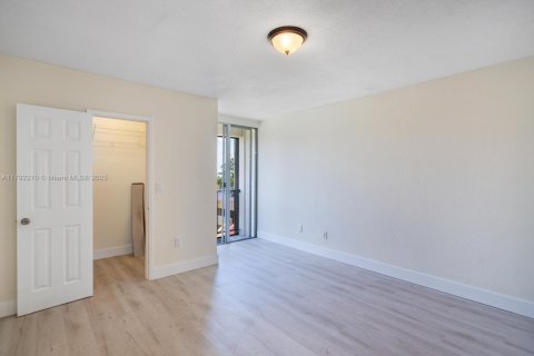 Condominio en venta en Miami, Florida, 2 dormitorios, 103.4 m2 № 1728024 - foto 28