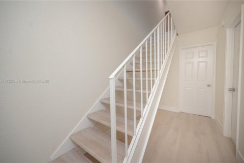 Condominio en venta en Miami, Florida, 2 dormitorios, 103.4 m2 № 1728024 - foto 27