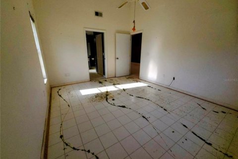 House in North Fort Myers, Florida 2 bedrooms, 121.14 sq.m. № 1833092 - photo 14