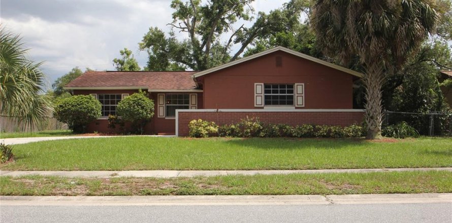 Casa en Altamonte Springs, Florida 3 dormitorios, 101.08 m2 № 1850311