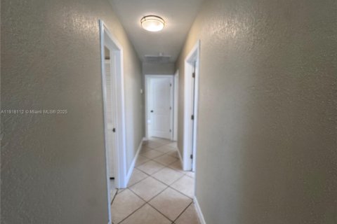 Купить виллу или дом в Холливуд, Флорида 3 спальни, 118.73м2, № 1972977 - фото 7