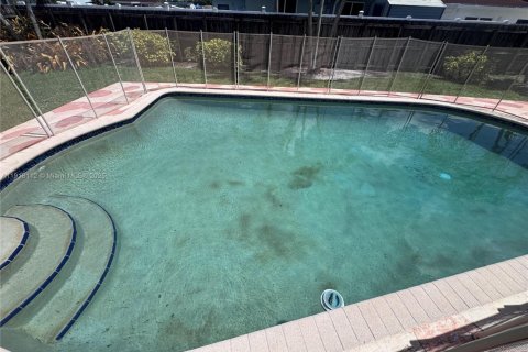 Купить виллу или дом в Холливуд, Флорида 3 спальни, 118.73м2, № 1972977 - фото 25