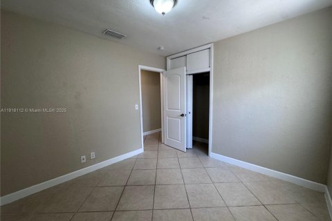 Купить виллу или дом в Холливуд, Флорида 3 спальни, 118.73м2, № 1972977 - фото 10