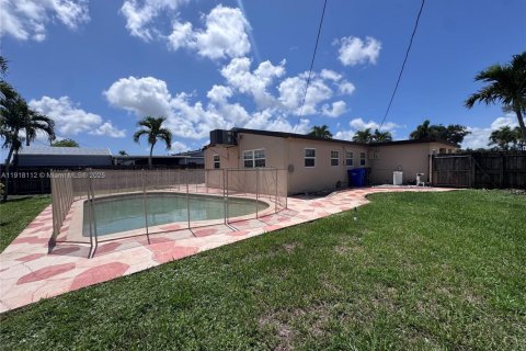 Купить виллу или дом в Холливуд, Флорида 3 спальни, 118.73м2, № 1972977 - фото 23