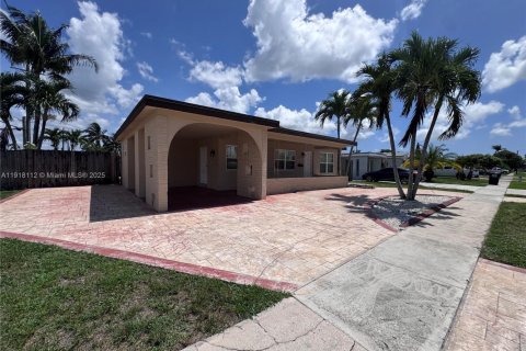 Купить виллу или дом в Холливуд, Флорида 3 спальни, 118.73м2, № 1972977 - фото 29