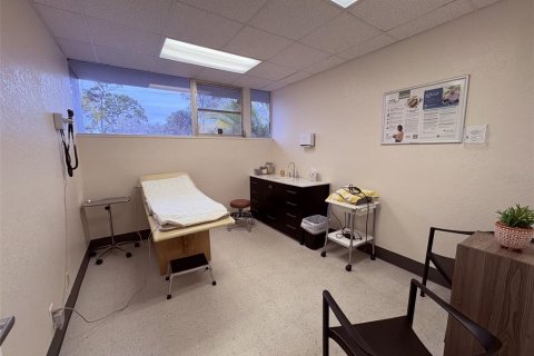 Immobilier commercial à louer à Clearwater, Floride: 315.87 m2 № 2195155 - photo 12
