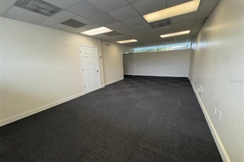Immobilier commercial à louer à Clearwater, Floride: 315.87 m2 № 2195155 - photo 7