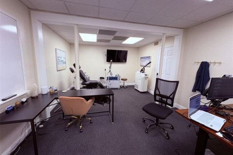 Immobilier commercial à louer à Clearwater, Floride: 315.87 m2 № 2195155 - photo 6