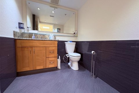 Immobilier commercial à louer à Clearwater, Floride: 315.87 m2 № 2195155 - photo 13