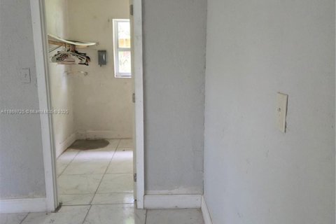 Villa ou maison à vendre à Fort Lauderdale, Floride: 4 chambres, 174.47 m2 № 1896843 - photo 9