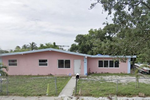 Villa ou maison à vendre à Fort Lauderdale, Floride: 4 chambres, 174.47 m2 № 1896843 - photo 1
