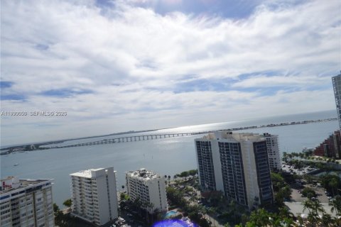 Снять в аренду кондоминиум в Майами, Флорида 2 спальни, 86.4м2, № 2052057 - фото 13