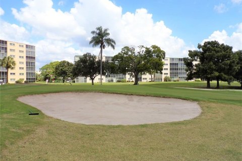 Condominio en venta en Bradenton, Florida, 2 dormitorios, 101.08 m2 № 1875976 - foto 6
