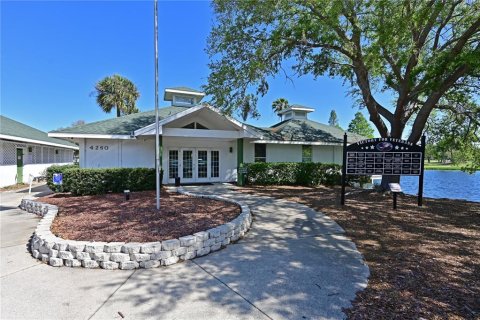 Condominio en venta en Bradenton, Florida, 2 dormitorios, 101.08 m2 № 1875976 - foto 4