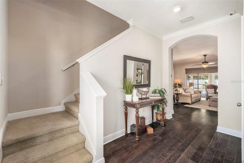 House in Tampa, Florida 4 bedrooms, 275.18 sq.m. № 1827698 - photo 8