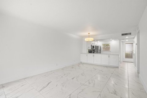 Copropriété à vendre à Margate, Floride: 2 chambres, 89 m2 № 2262756 - photo 8