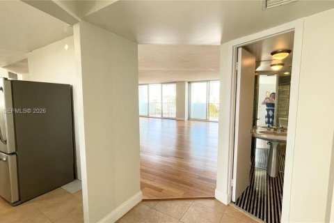 Copropriété à vendre à North Miami Beach, Floride: 3 chambres, 186.55 m2 № 2027184 - photo 10