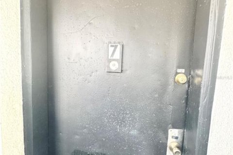 Apartamento en alquiler en Orlando, Florida, 2 dormitorios, 58.53 m2 № 2110787 - foto 3