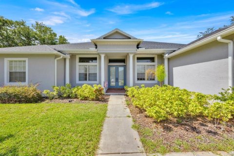 House in Lakeland, Florida 4 bedrooms, 287.35 sq.m. № 1829201 - photo 2
