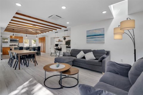Купить виллу или дом в Орландо, Флорида 4 комнаты, 176.98м2, № 2095305 - фото 11