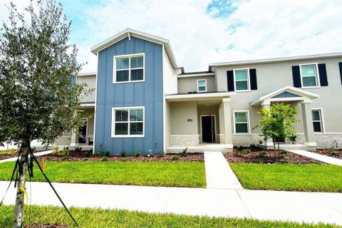 Adosado en alquiler en Apopka, Florida, 4 dormitorios, 185.8 m2 № 1911159 - foto 1