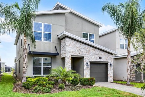 House in Davenport, Florida 5 bedrooms, 286.23 sq.m. № 1787306 - photo 3