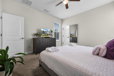House in Davenport, Florida 5 bedrooms, 286.23 sq.m. № 1787306 - photo 18