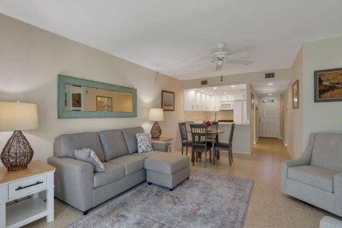Condo in Vero Beach, Florida, 2 bedrooms  № 2088126 - photo 7