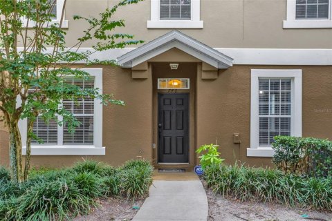 Townhouse in Apopka, Florida 3 bedrooms, 148.18 sq.m. № 2273019