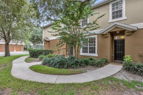 Townhouse in Apopka, Florida 3 bedrooms, 148.18 sq.m. № 2273019 - photo 3