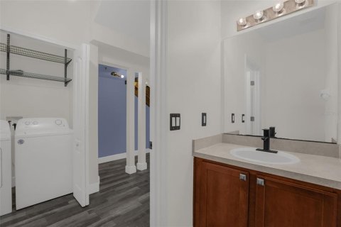Townhouse in Apopka, Florida 3 bedrooms, 148.18 sq.m. № 2273019 - photo 16