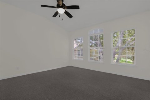 Townhouse in Apopka, Florida 3 bedrooms, 148.18 sq.m. № 2273019 - photo 23