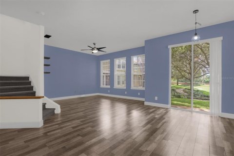 Townhouse in Apopka, Florida 3 bedrooms, 148.18 sq.m. № 2273019 - photo 4
