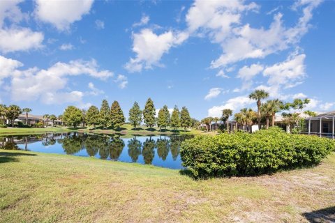 Villa ou maison à vendre à Sun City Center, Floride: 3 chambres, 188.13 m2 № 1915080 - photo 4