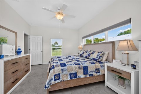 Villa ou maison à vendre à Rotonda, Floride: 4 chambres, 167.78 m2 № 2266903 - photo 22