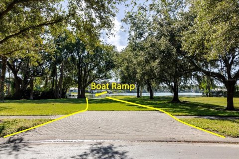 Casa en venta en Tampa, Florida, 4 dormitorios, 309.27 m2 № 2195913 - foto 4