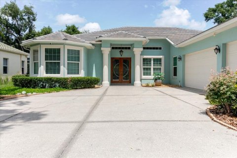 Casa en venta en Tampa, Florida, 4 dormitorios, 309.27 m2 № 2195913 - foto 8
