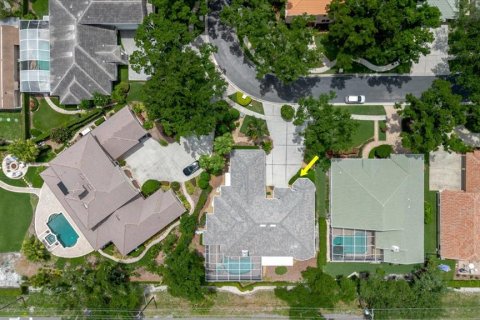 Casa en venta en Tampa, Florida, 4 dormitorios, 309.27 m2 № 2195913 - foto 2
