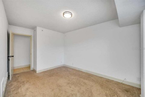 Copropriété à vendre à Saint Petersburg, Floride: 2 chambres, 82.4 m2 № 2203004 - photo 11