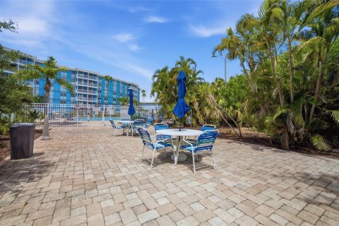 Copropriété à vendre à Saint Petersburg, Floride: 2 chambres, 82.4 m2 № 2203004 - photo 24