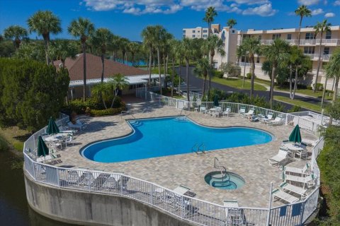 Copropriété à vendre à Seminole, Floride: 3 chambres, 167.32 m2 № 2426984 - photo 30