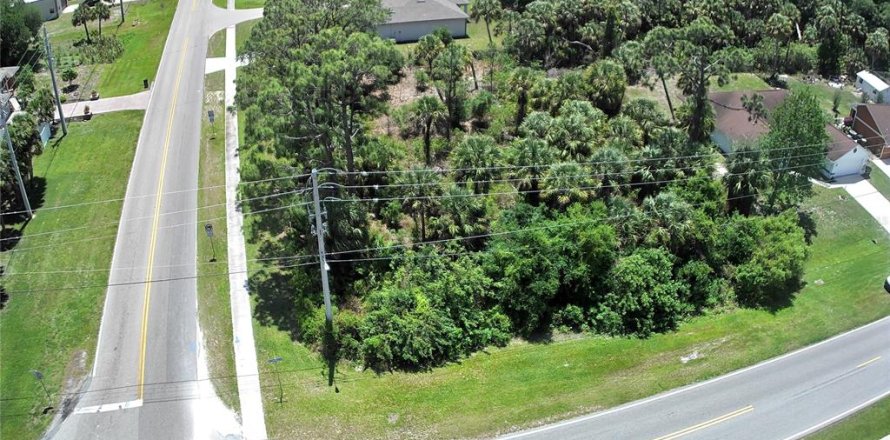 Terreno en North Port, Florida № 2236237