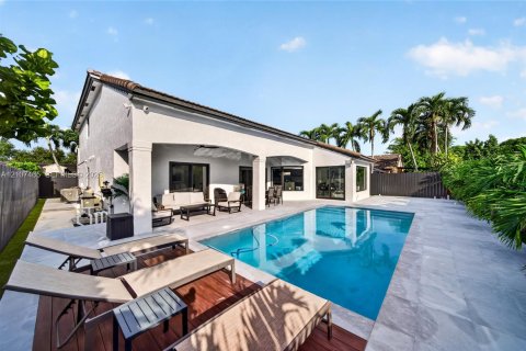 Villa ou maison à vendre à Miami, Floride: 5 chambres, 193.89 m2 № 2418036 - photo 9